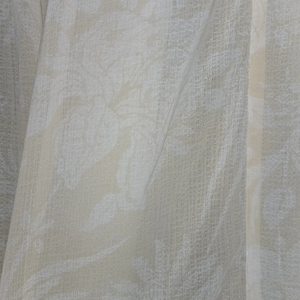 Elegant Cream Elephant Pants - Picture 3 of 3